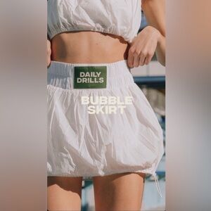 Daily Drills Bubble SET! Top and Bottom S! White!! Worn twice, great condition!!